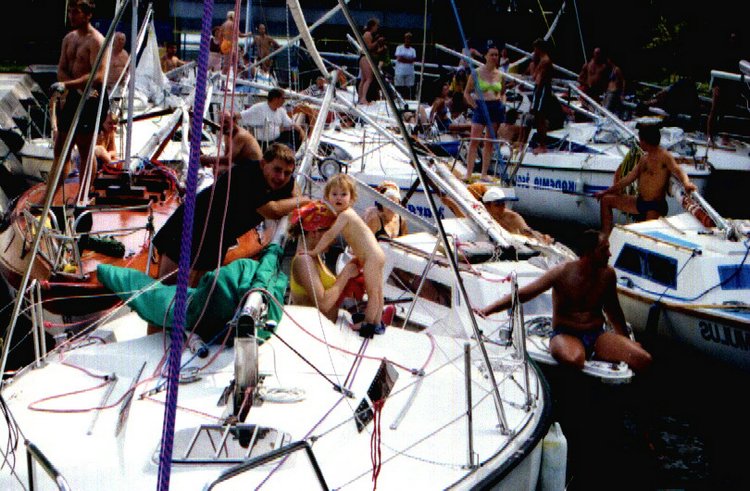 yacht_07-08.2002_011.jpg